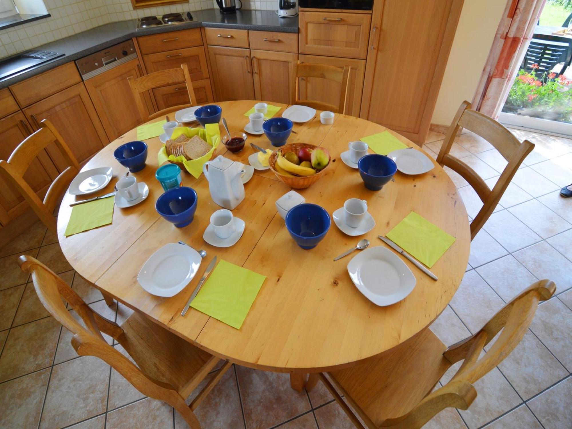 Comfortable Cottage In Neufmoulin With Meadow View Уфализ Екстериор снимка